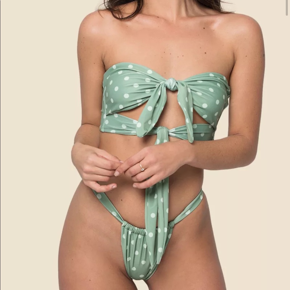 KHASSANI BIKINI TOP